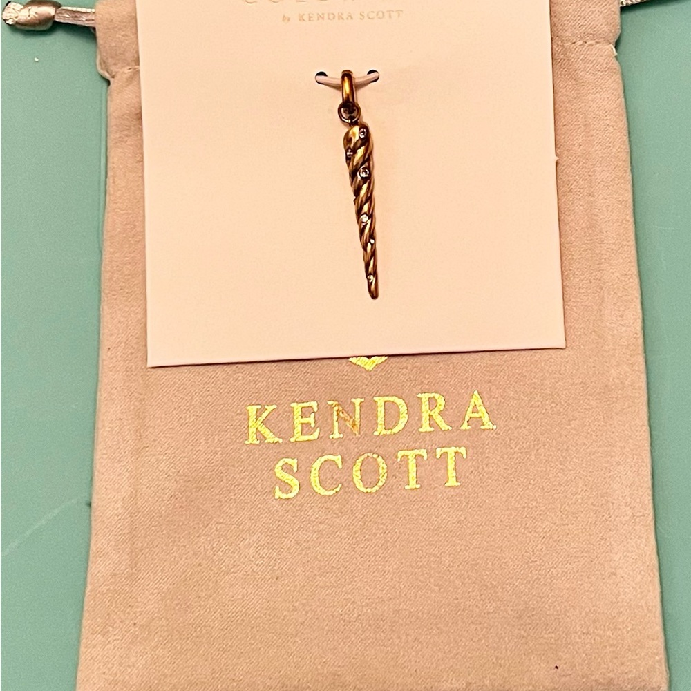 Color Bar Kendra Scott Gold Unicorn Rhinestone Charm New - Picture 2 of 3